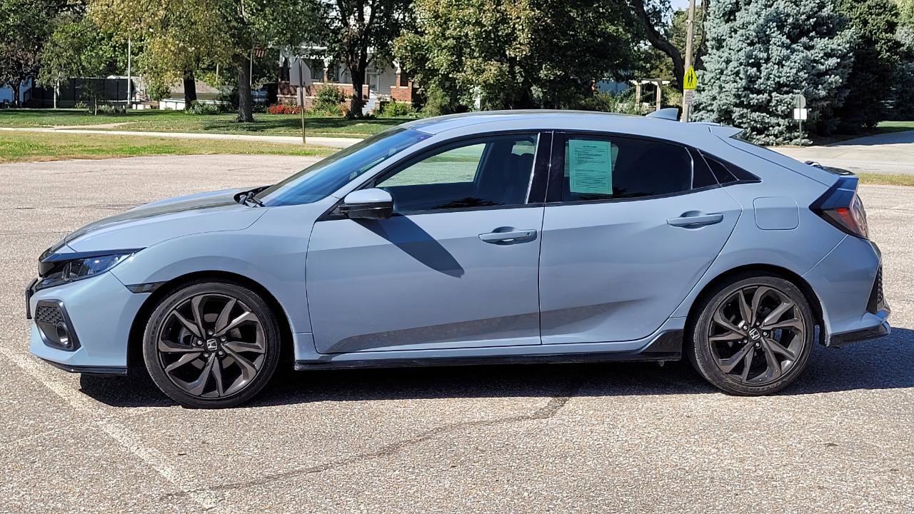 Used 2019 Honda Civic Sport image 3