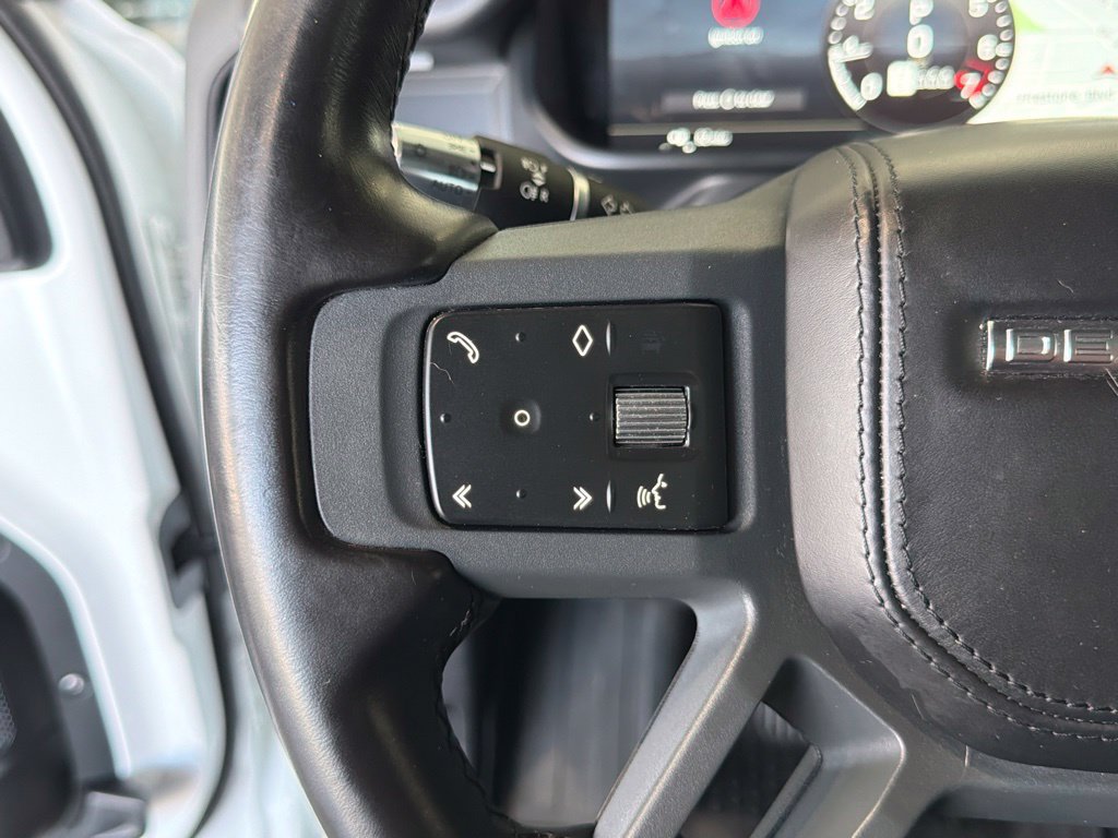 Used 2022 Land Rover Defender 110 X-Dynamic HSE AWD/4WD image 25