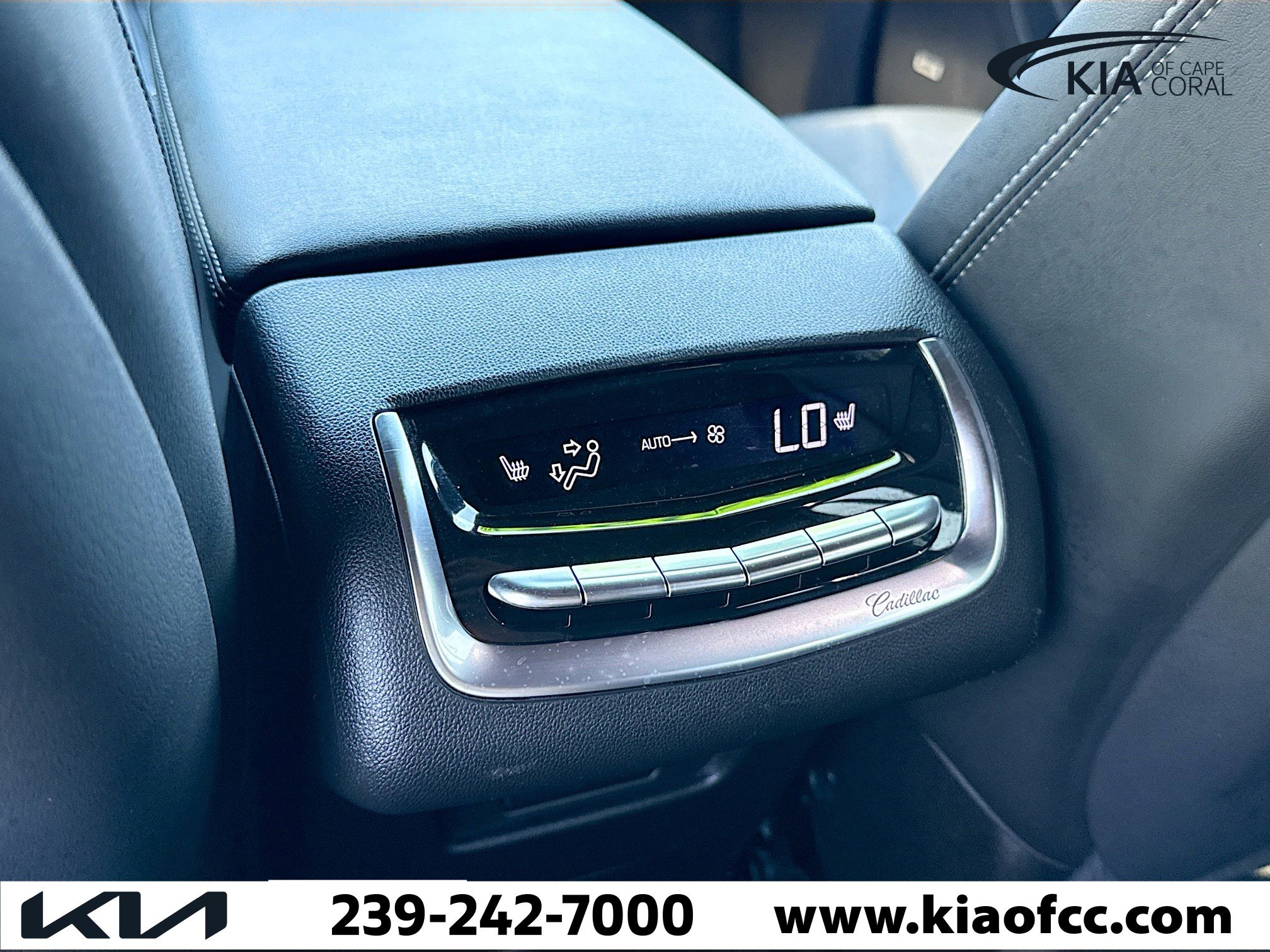 Used 2021 Cadillac XT6 Premium Luxury image 21