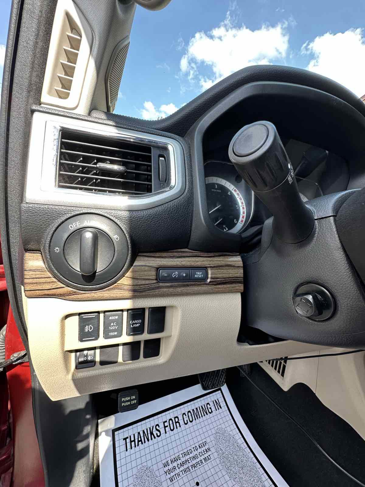 Used 2016 Nissan Titan SL RWD image 13