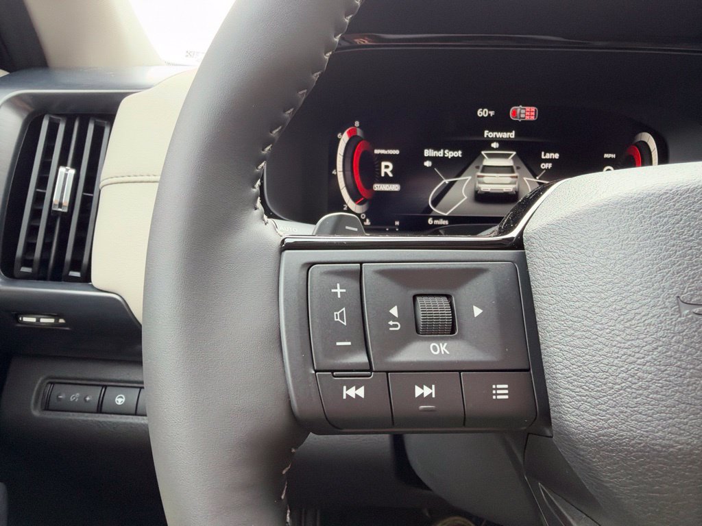 New 2026 Nissan Pathfinder SL FWD image 16