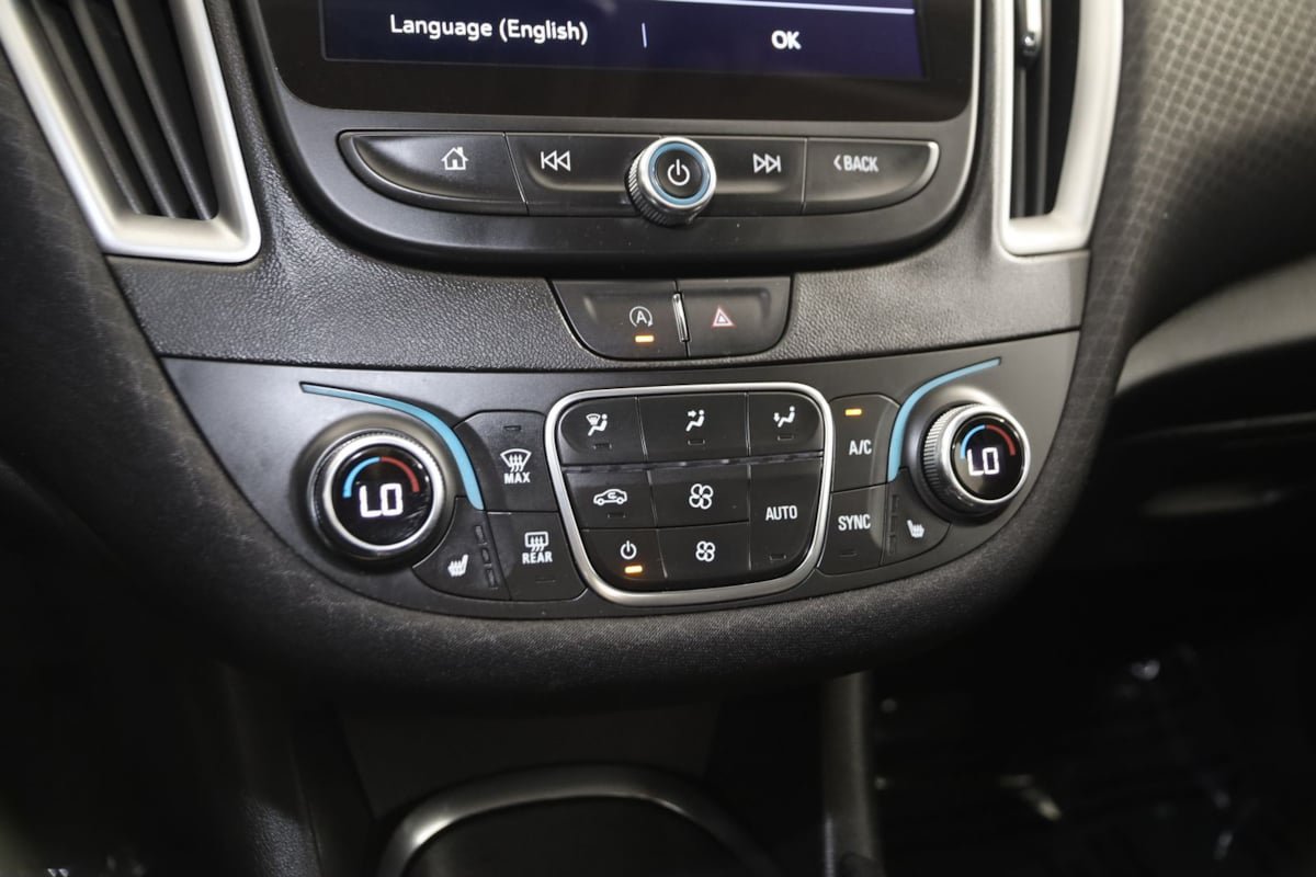 Used 2024 Chevrolet Malibu LT FWD image 26