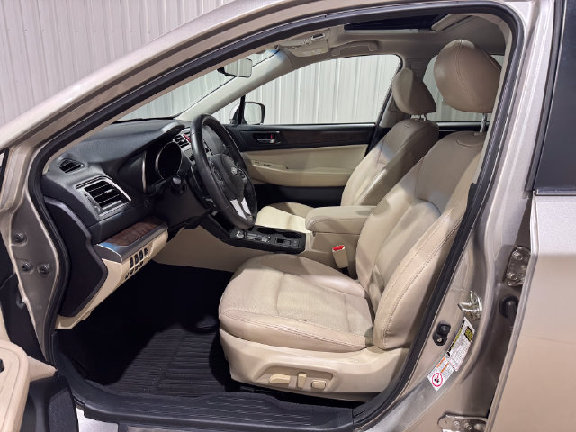 Used 2017 Subaru Outback 2.5i Limited AWD/4WD image 10