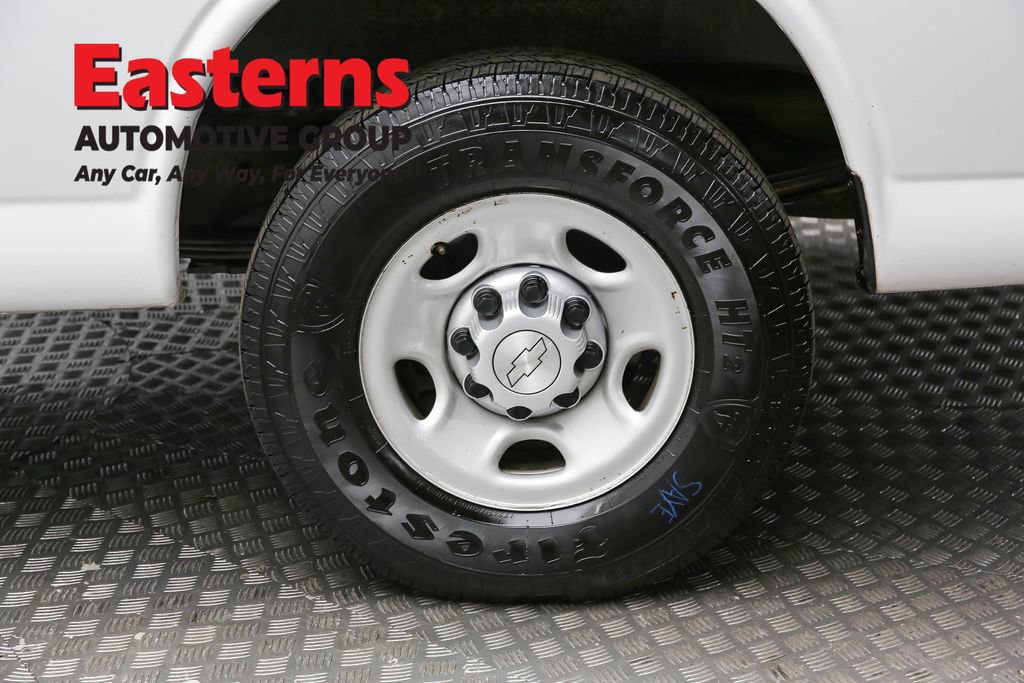 Used 2019 Chevrolet Express 2500 w/ Driver Convenience Package image 8