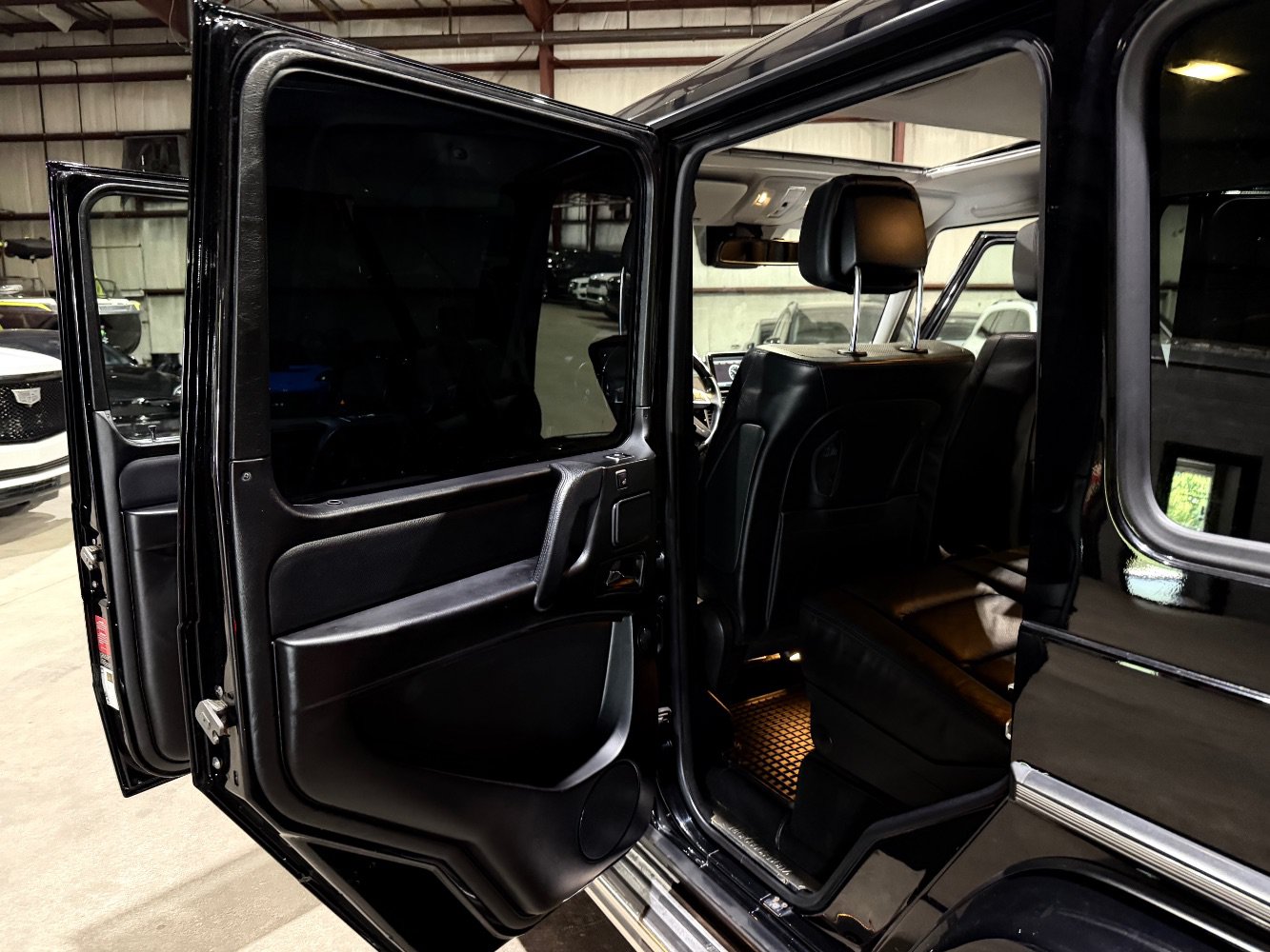 Used 2016 Mercedes-Benz G 550 image 16