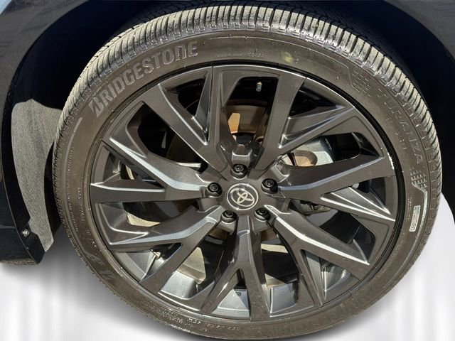 Used 2025 Toyota Crown Signia w/ Advanced Technology Package AWD/4WD image 12