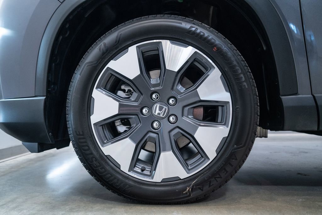 Used 2026 Honda Pilot Elite image 11