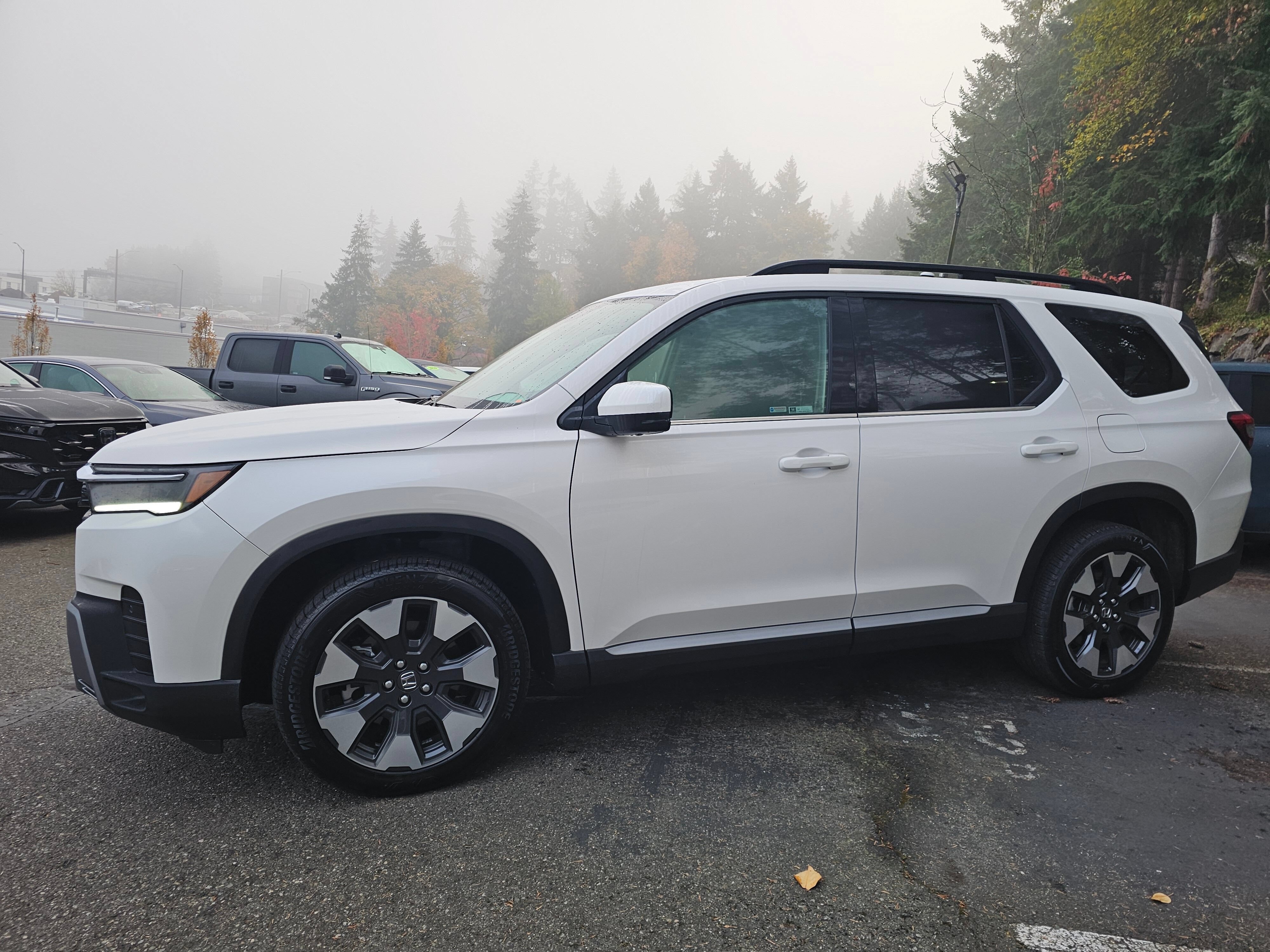 Certified 2026 Honda Pilot Elite image 5