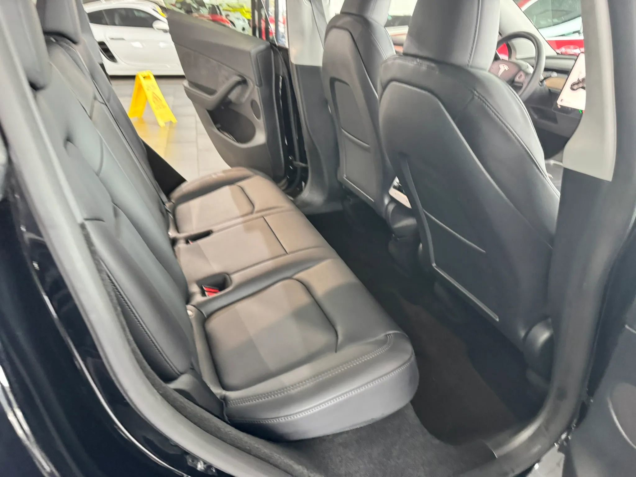 Used 2023 Tesla Model Y Long Range AWD/4WD image 15