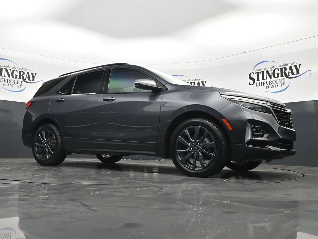Used 2022 Chevrolet Equinox RS w/ RS Leather Package FWD image 26