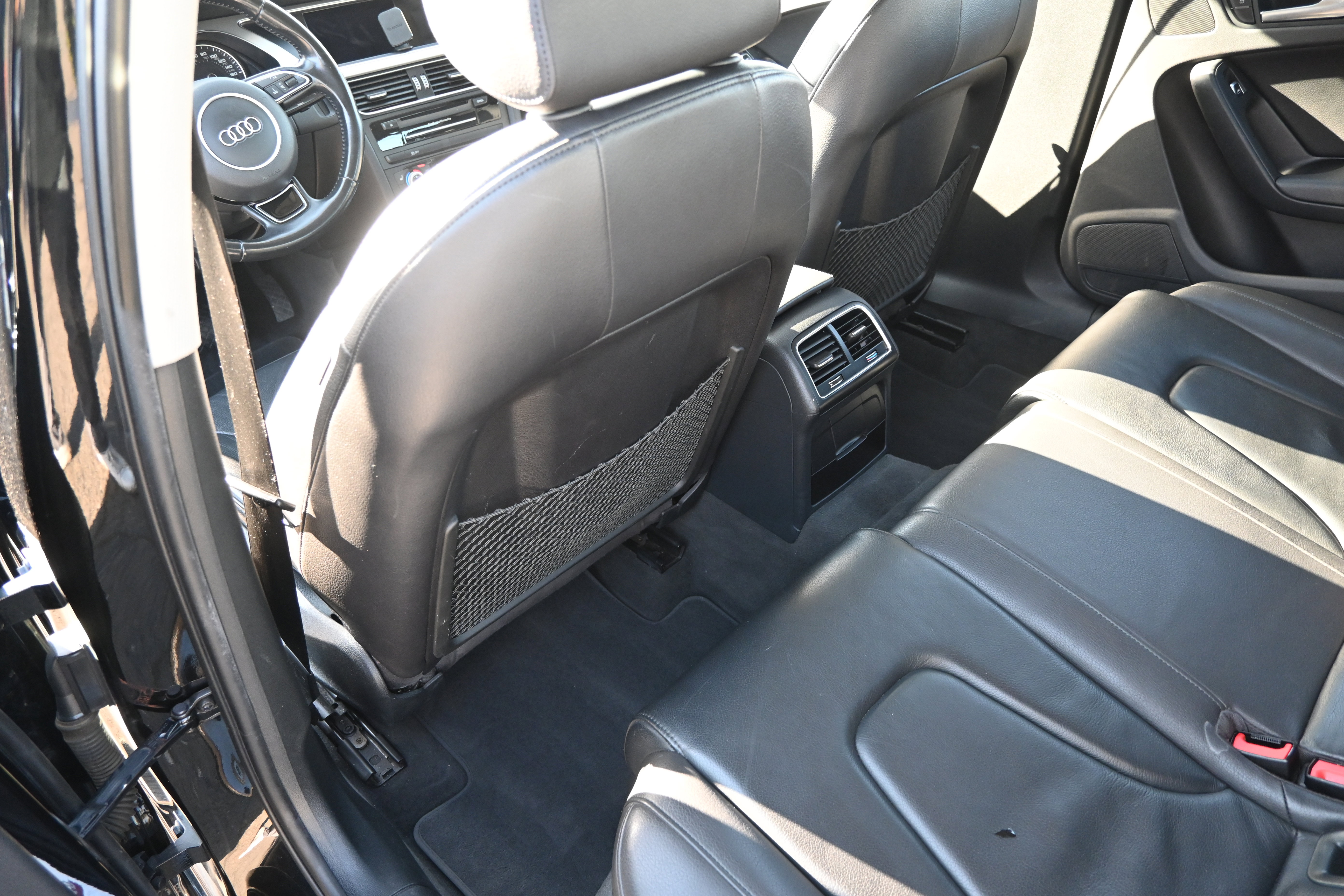 Used 2016 Audi A4 2.0T Premium w/ Audi MMI Navigation Plus image 25