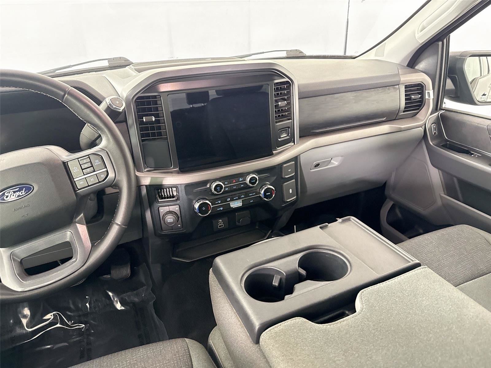 Used 2025 Ford F150 XLT w/ Equipment Group 301A Standard AWD/4WD image 27