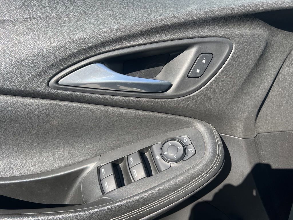 Used 2021 Buick Encore GX Select w/ Experience Buick Package image 10