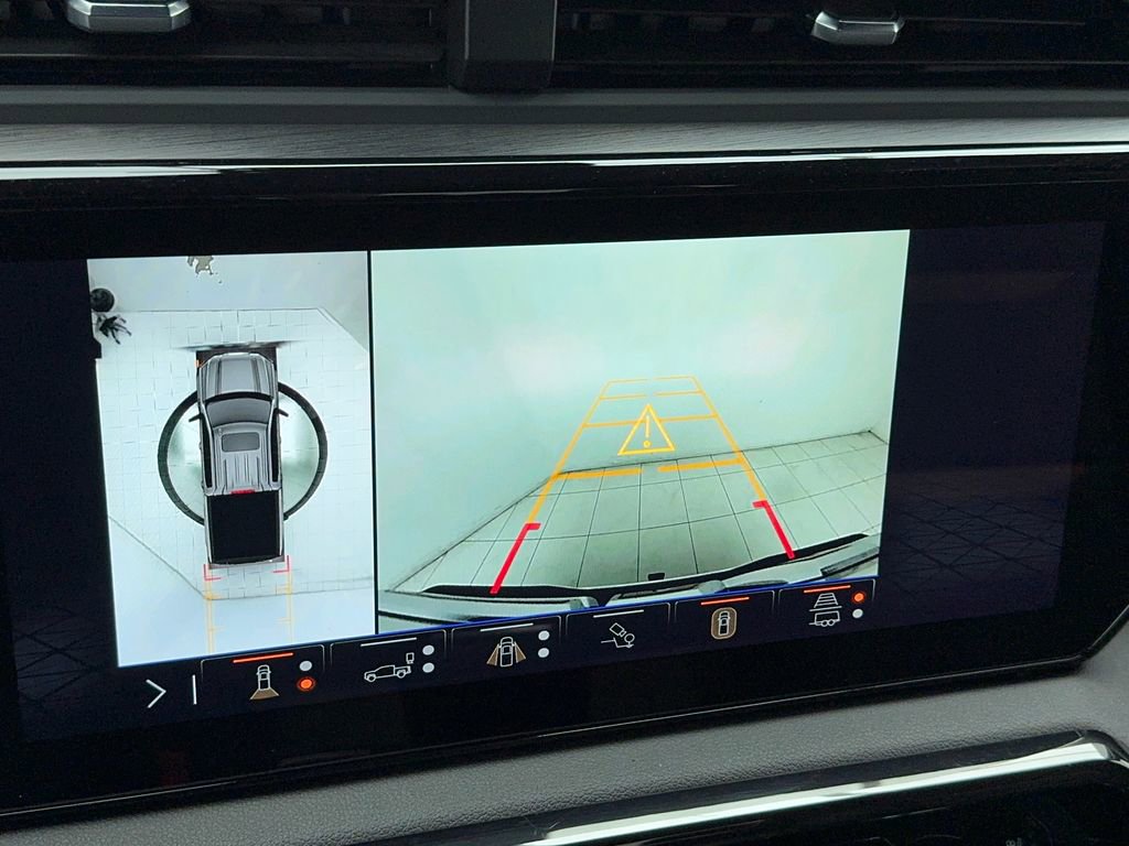 Used 2025 GMC Sierra 1500 AT4 AWD/4WD image 30