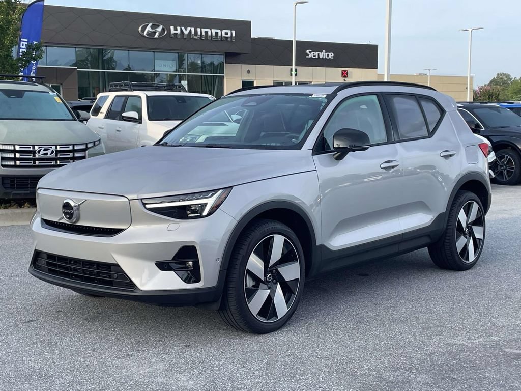 Used 2023 Volvo XC40 Recharge Ultimate w/ Protection Package Premier AWD/4WD image 24