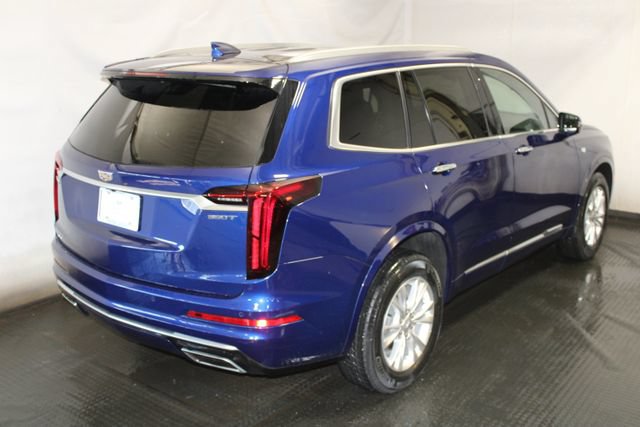 Certified 2023 Cadillac XT6 Luxury AWD/4WD image 4
