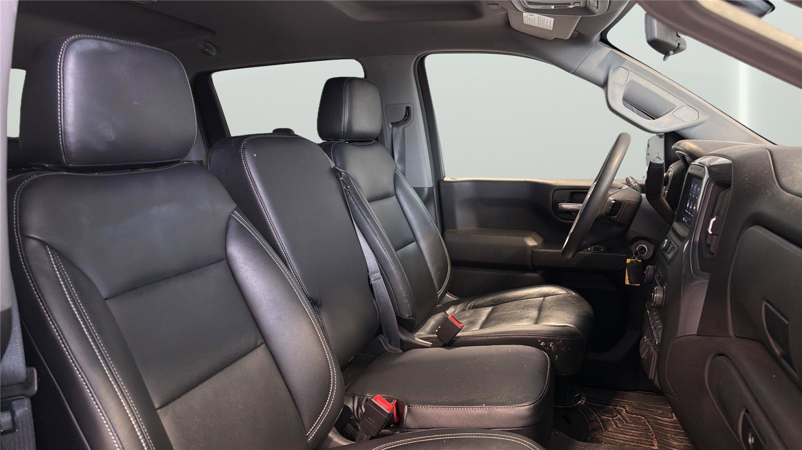 Used 2021 Chevrolet Silverado 1500 Custom w/ Safety Confidence Package AWD/4WD image 14