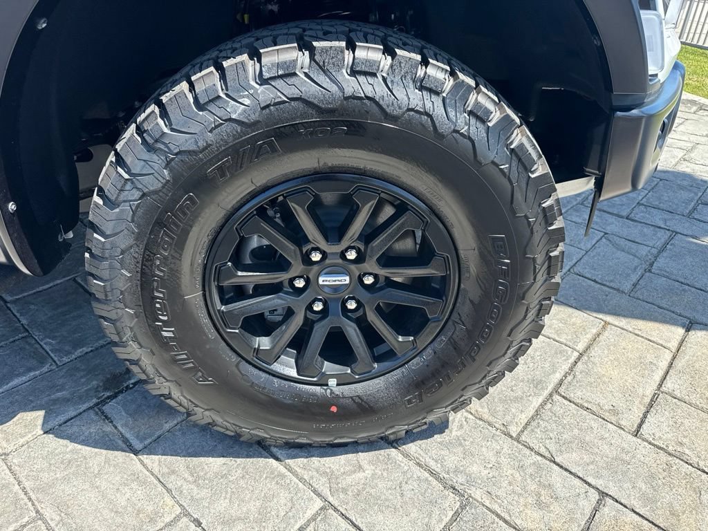 Used 2026 Ford F150 Raptor AWD/4WD image 4