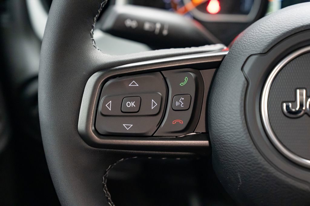 New 2026 Jeep Gladiator Sport AWD/4WD image 16