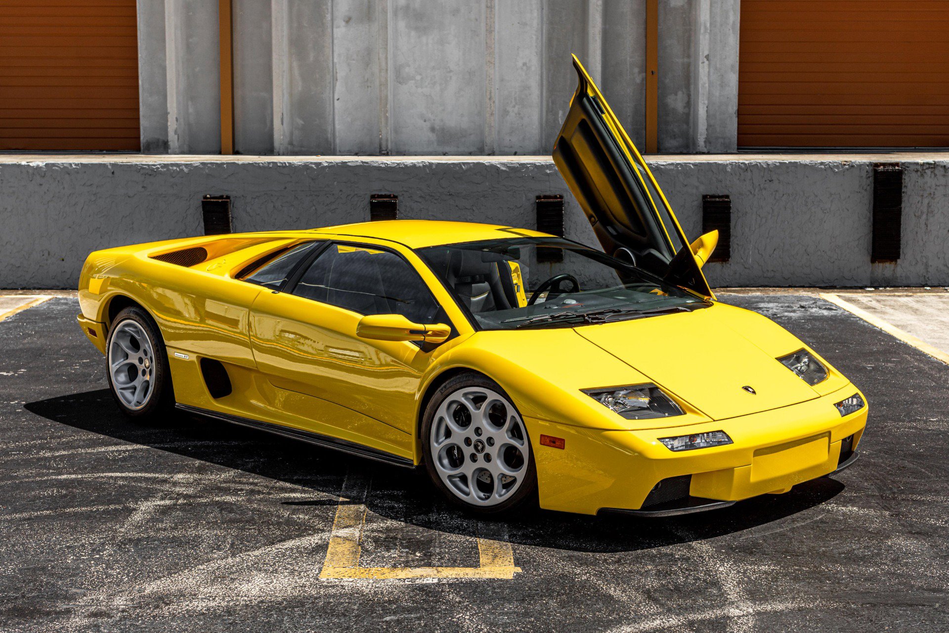 Used 2001 Lamborghini Diablo VT image 20
