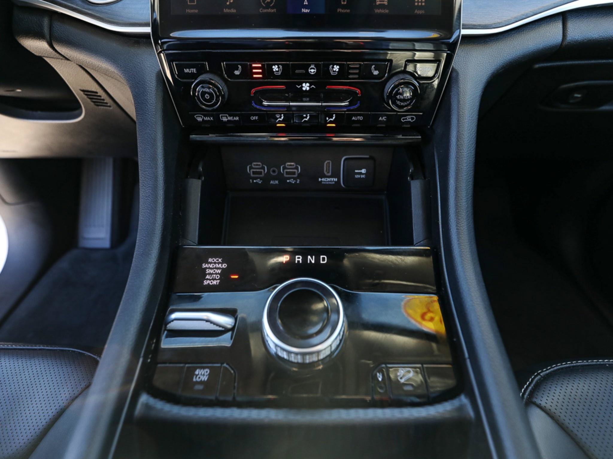 Used 2023 Jeep Grand Cherokee 30th Anniversary AWD/4WD image 19