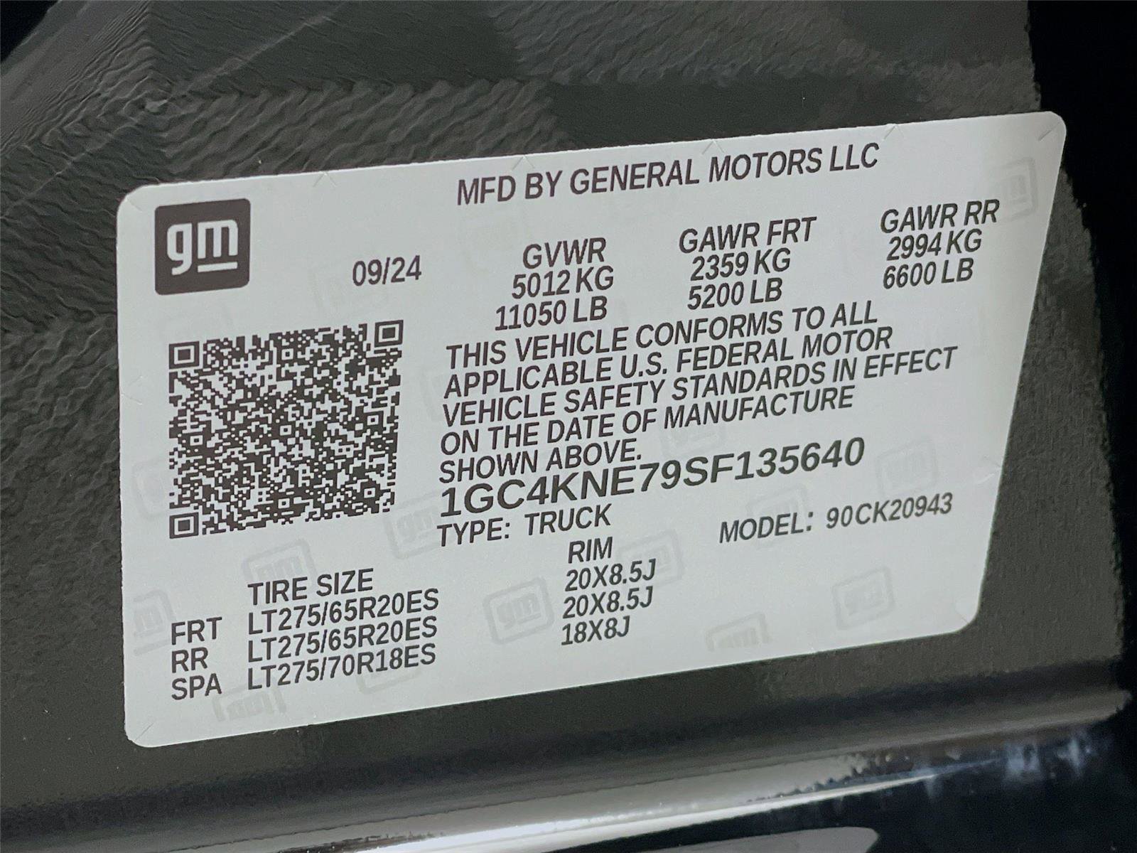 Used 2025 Chevrolet Silverado 2500 LT w/ Safety Package image 35