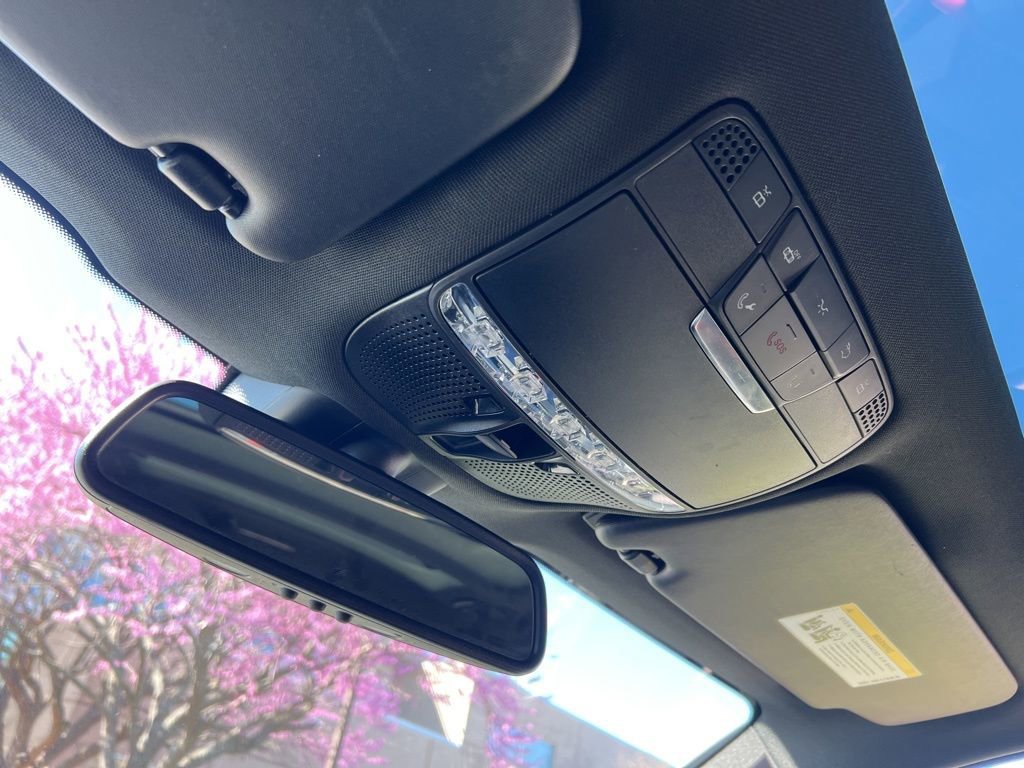 Used 2018 Mercedes-Benz GLC 43 AMG 4MATIC image 25