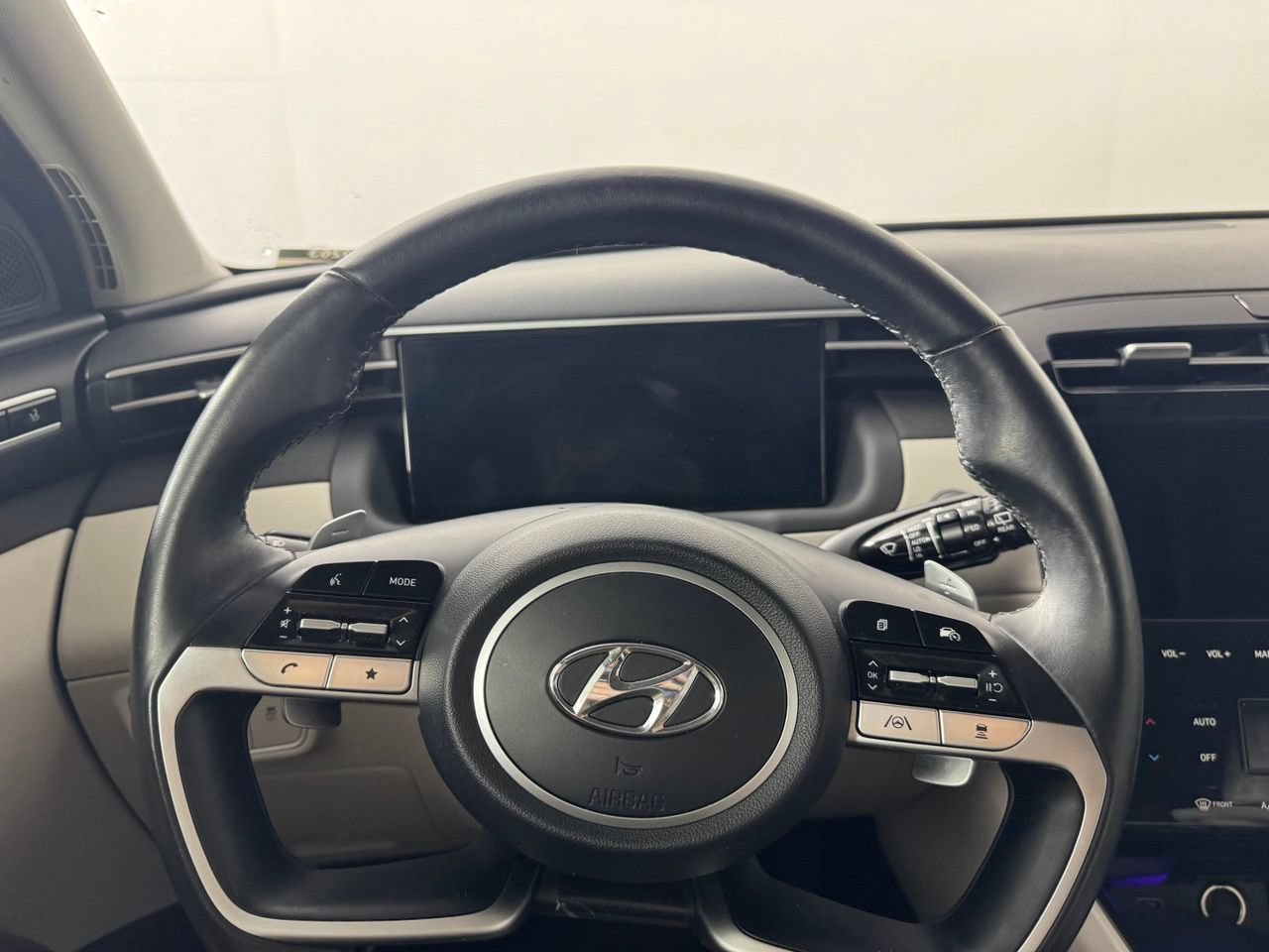 Used 2024 Hyundai Tucson Limited FWD image 13