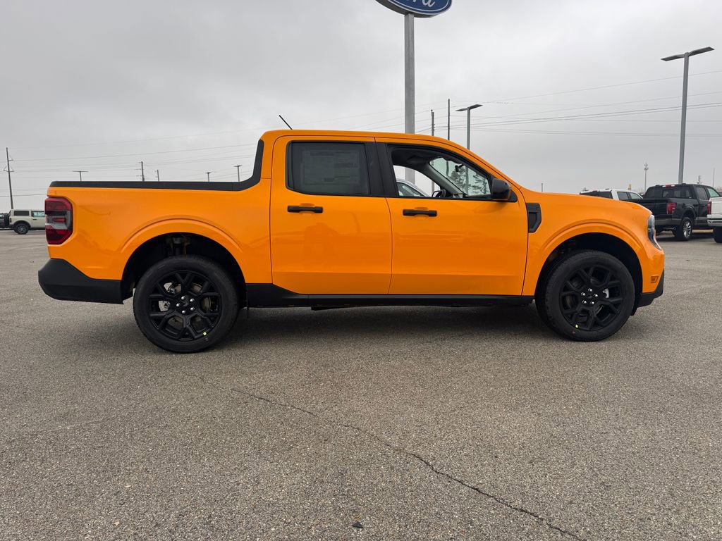 New 2026 Ford Maverick XLT w/ Black Appearance Package image 7