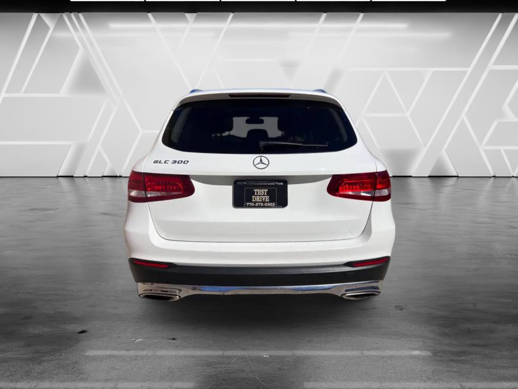 Used 2017 Mercedes-Benz GLC 300 w/ Premium 1 Package image 10