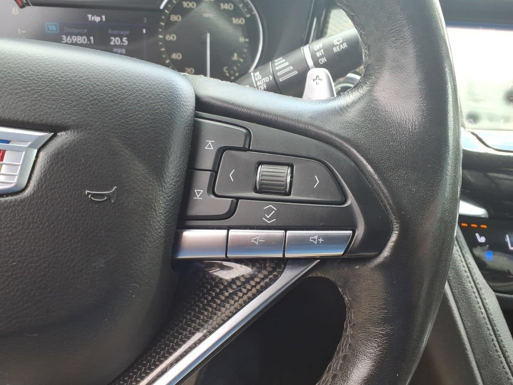 Used 2020 Cadillac XT6 Sport AWD/4WD image 17
