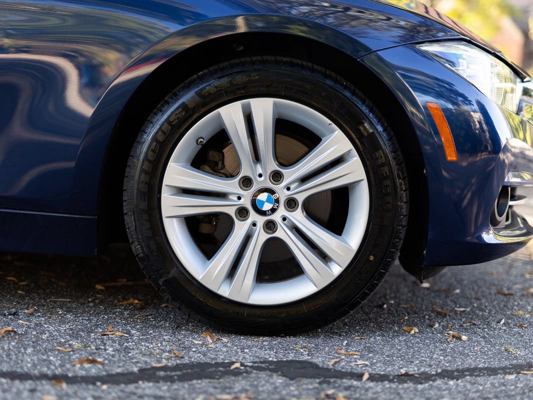 Used 2016 BMW 328i xDrive Sedan AWD/4WD image 14