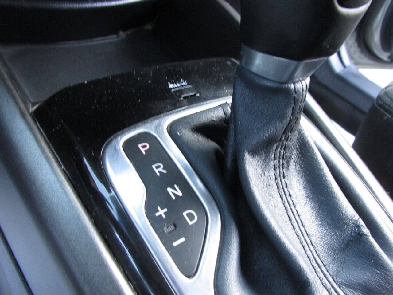 Used 2013 Kia Soul + w/ Audio Pkg FWD image 29