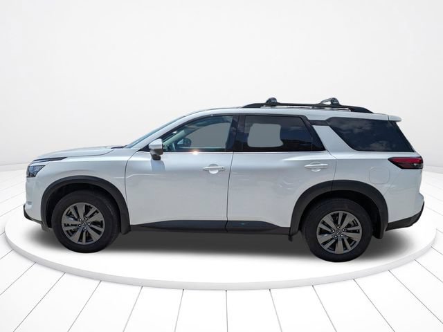 Used 2025 Nissan Pathfinder SV FWD image 7