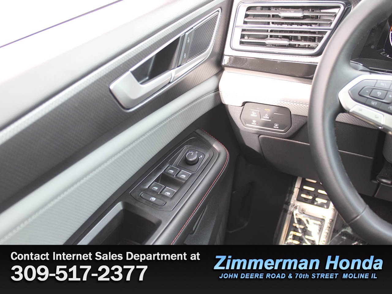 Used 2026 Volkswagen Atlas Peak Edition AWD/4WD image 16