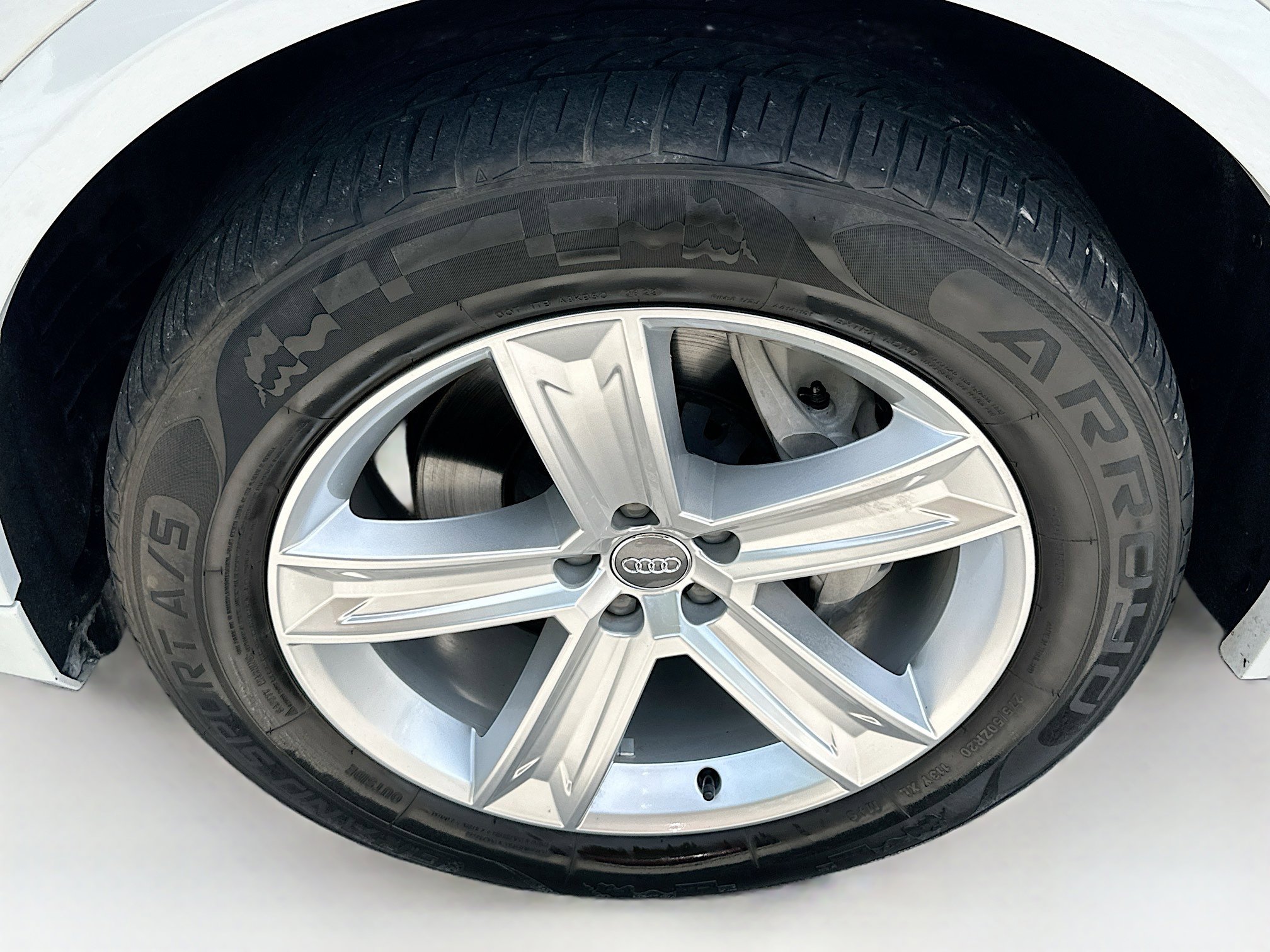 Used 2019 Audi Q8 Premium w/ Convenience Package image 34