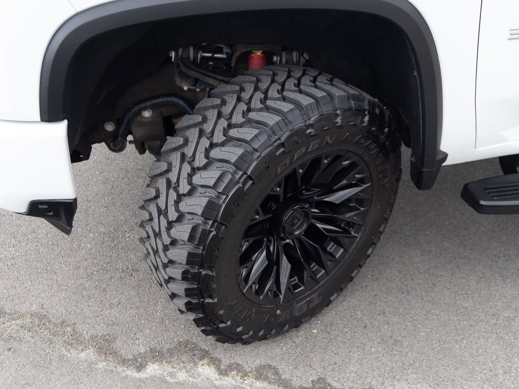 Used 2022 Chevrolet Silverado 3500 High Country w/ Z71 Off-Road Package image 9