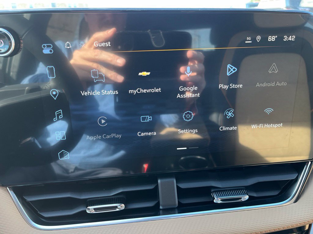 New 2027 Chevrolet Equinox ACTIV w/ Safety and Technology Package AWD/4WD image 22