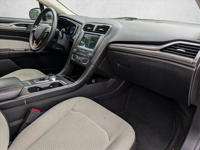 Used 2020 Ford Fusion SE w/ Equipment Group 151A image 19