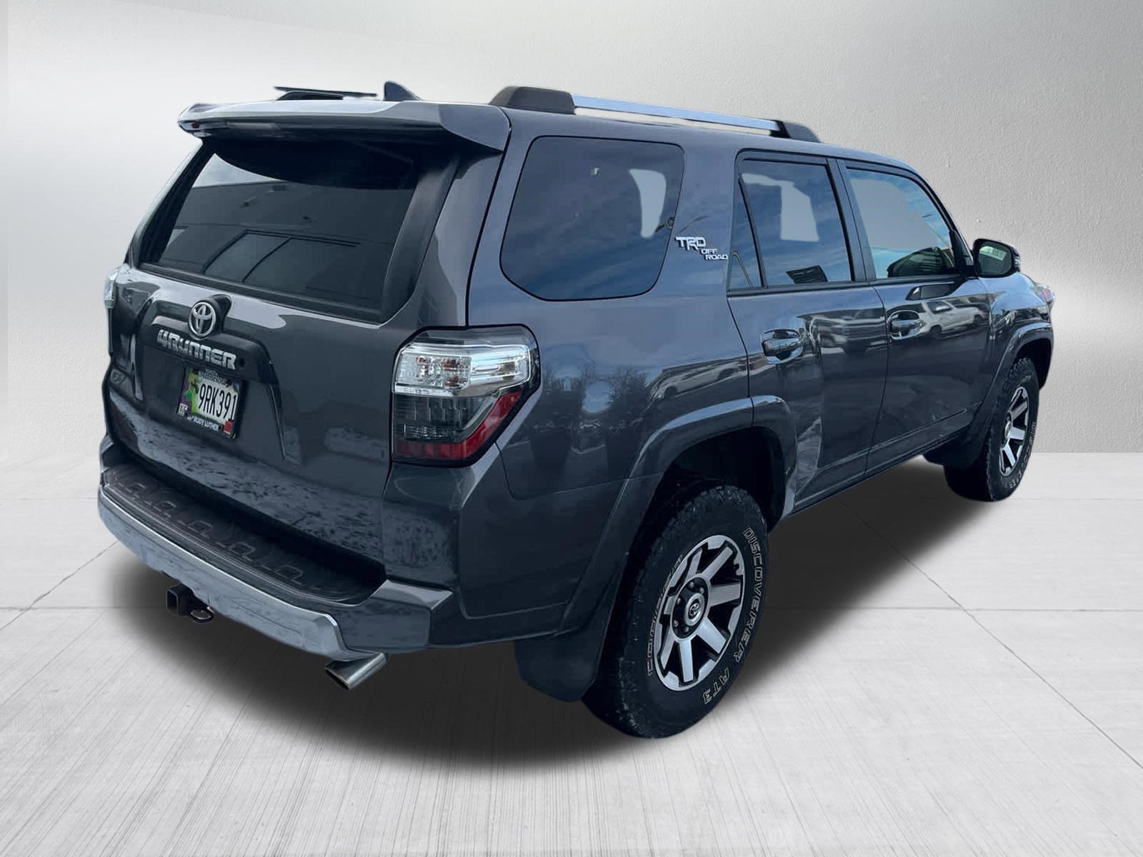 Used 2017 Toyota 4Runner TRD Off-Road Premium AWD/4WD image 3