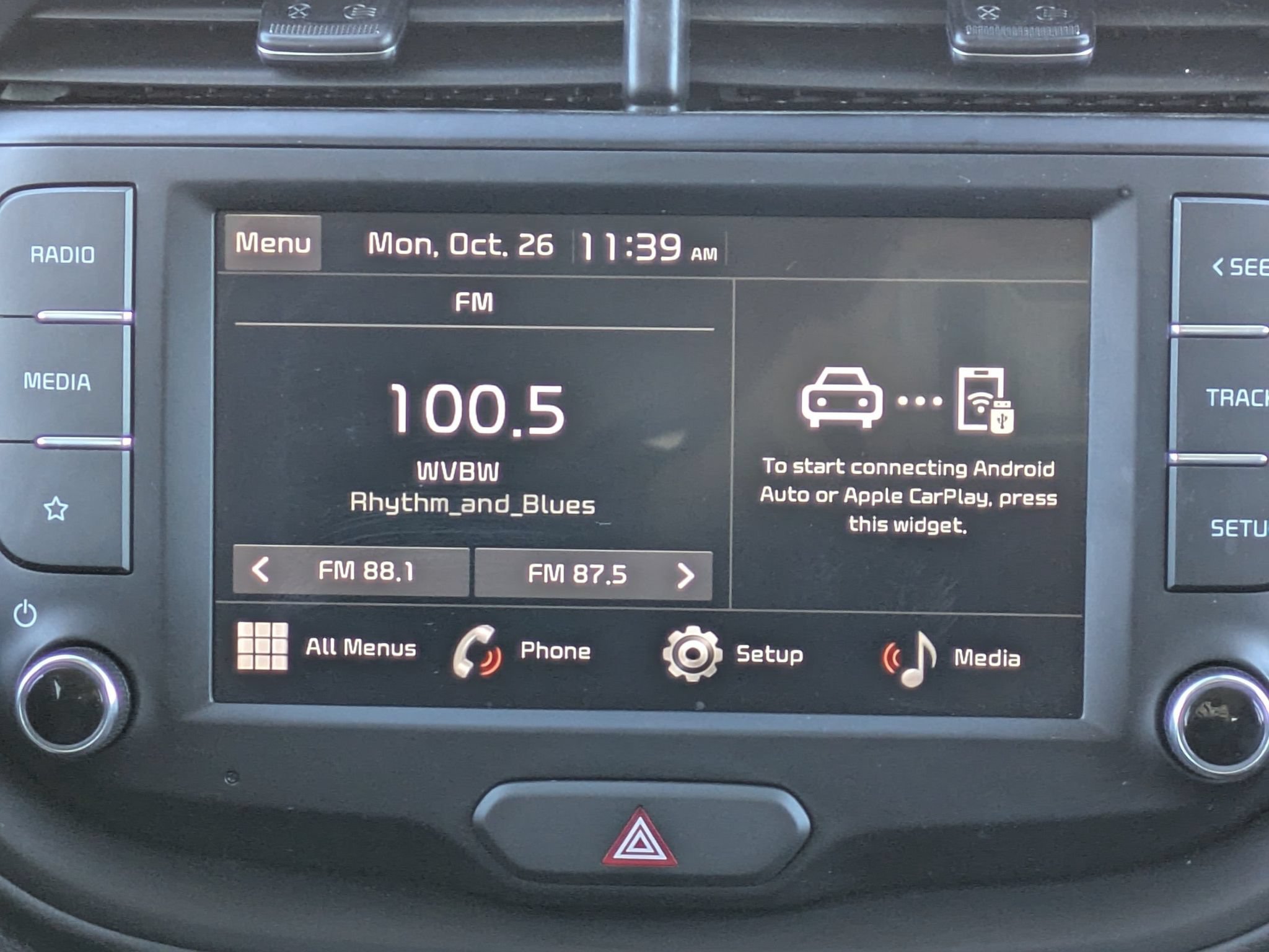 Used 2025 Kia Soul LX w/ LX Technology Package FWD image 18