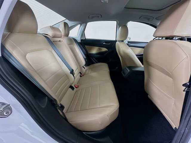 Used 2021 Volkswagen Jetta SEL image 9