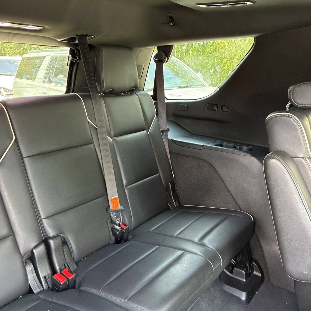Used 2021 Cadillac Escalade Premium Luxury w/ Driver Assist Tech Package AWD/4WD image 9