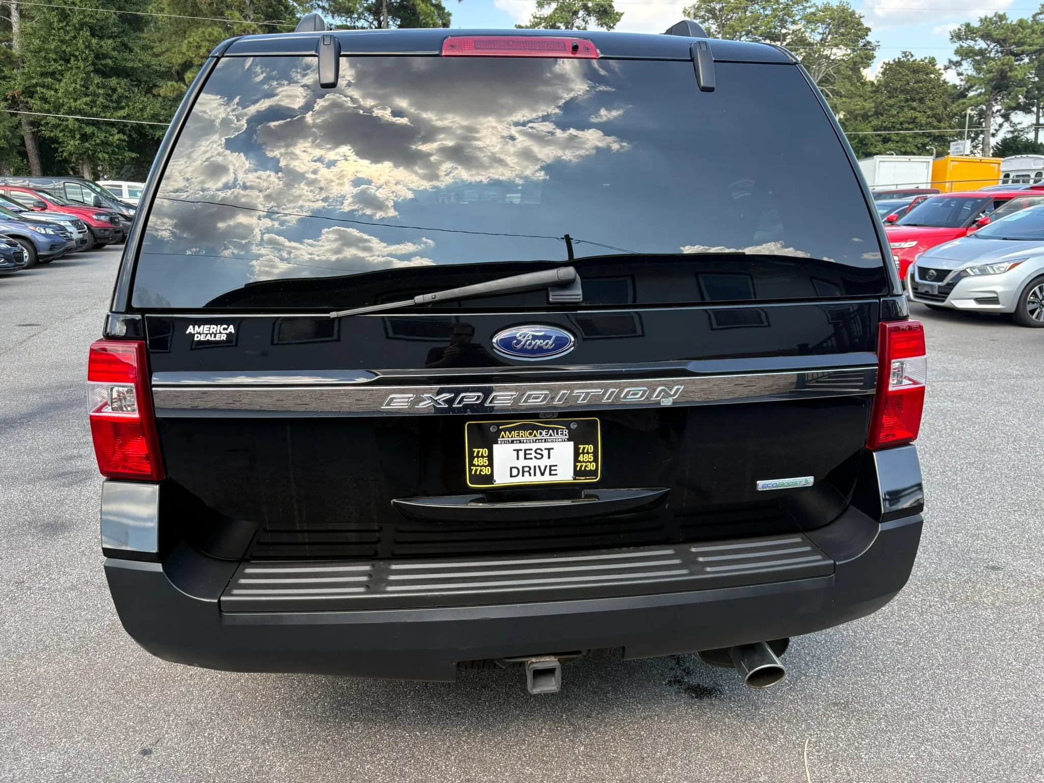 Used 2016 Ford Expedition XL w/ Equipment Group 101A AWD/4WD image 6