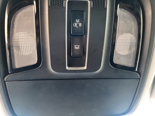 Used 2018 Kia Sorento FWD image 20
