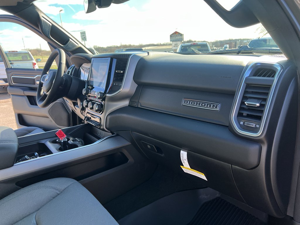 New 2026 RAM 1500 Big Horn AWD/4WD image 12