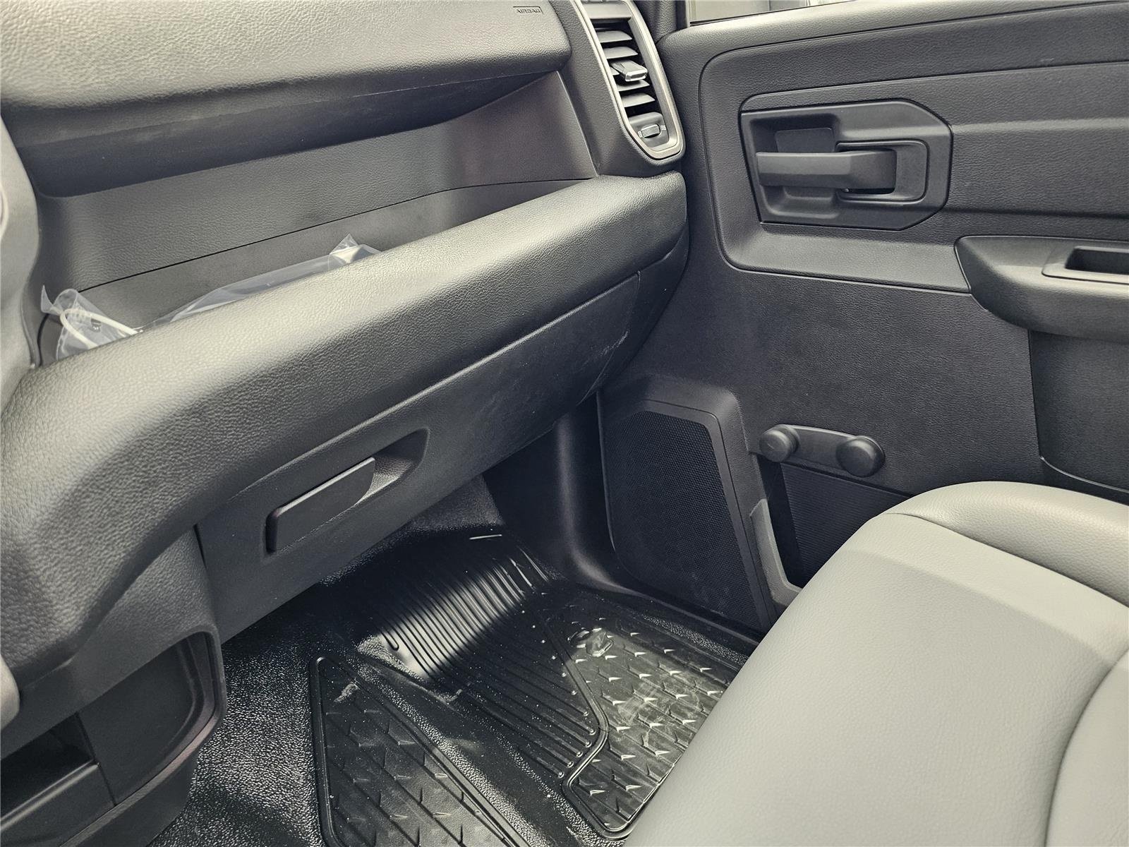 New 2026 RAM 4500 Tradesman w/ Chrome Appearance Group AWD/4WD image 28