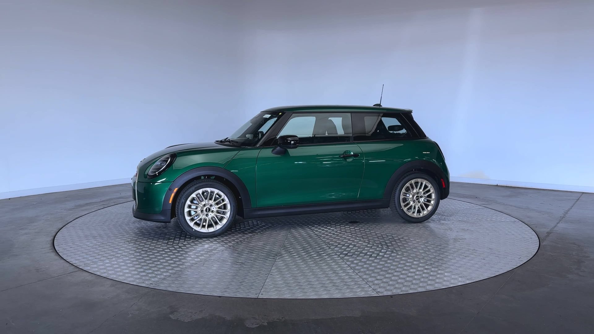 New 2026 MINI Cooper S FWD image 5