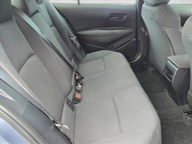 Used 2022 Toyota Corolla LE image 19