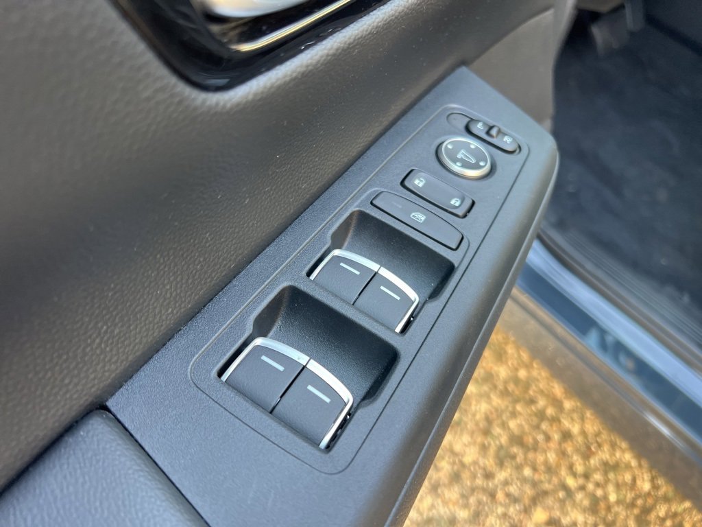 Used 2023 Honda CR-V EX-L image 12